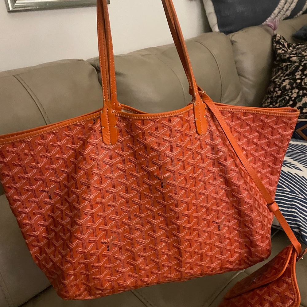 Goyard St.Louis PM tote with pouchette in orange hood condition slightly worn.